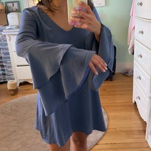 V neck shift dress with fluted sleeve